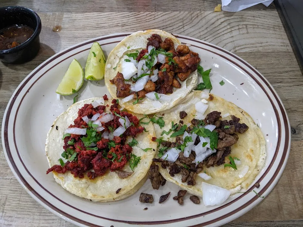 Street Tacos Chorizo & Carne Asada